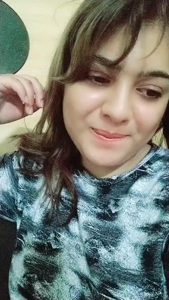 @RITIKA ♥️