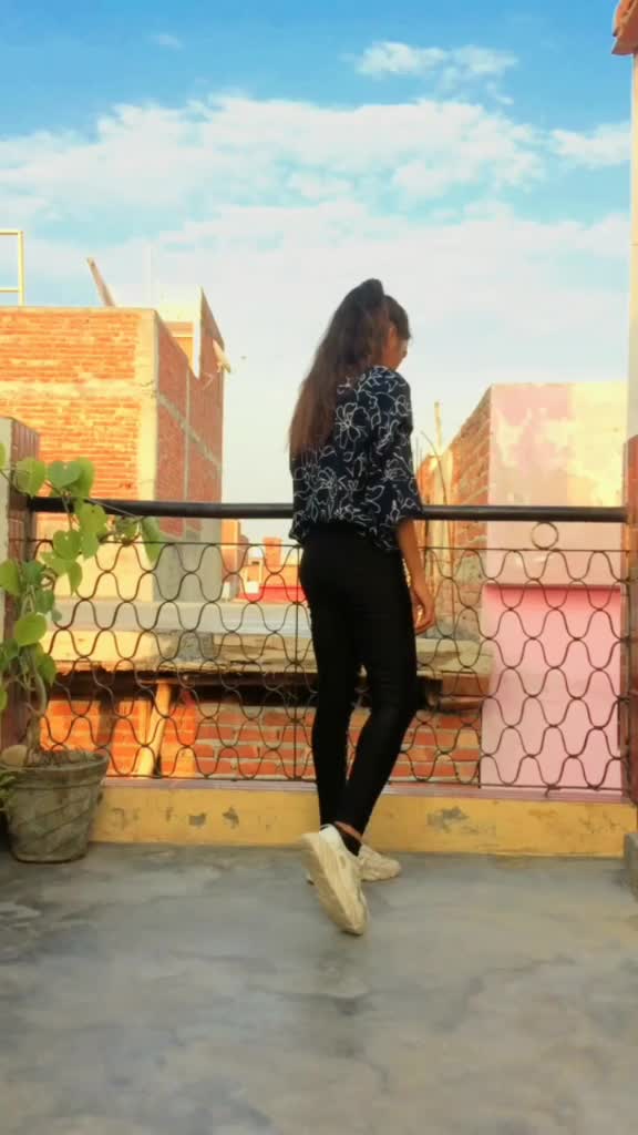 @pooja dancer