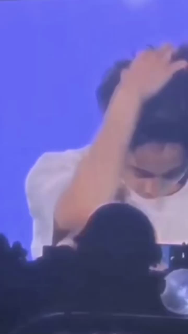 @๐ฆ๐๐จ๐จ๐ค๐ข๐.โท โง