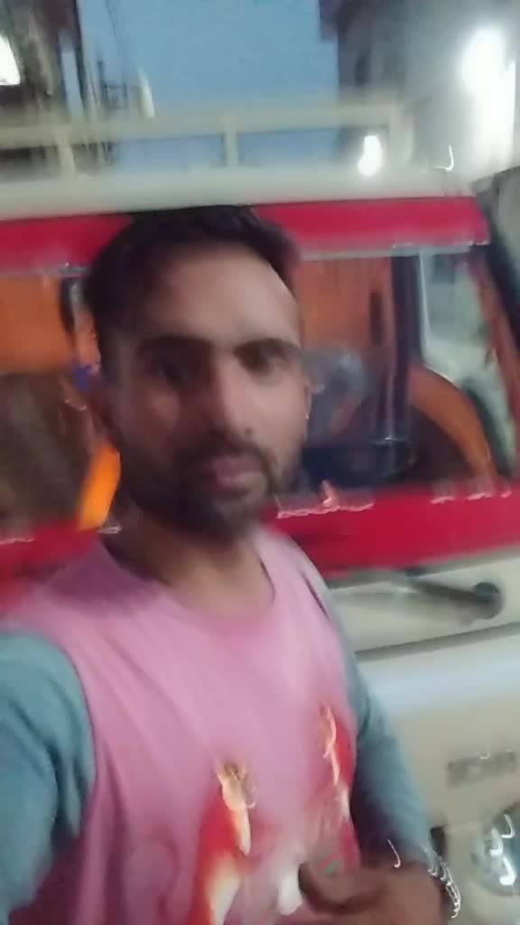 @Lakhvinder Singh7986