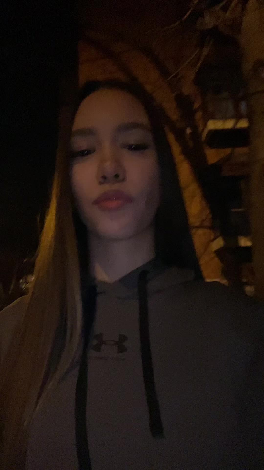 @👸🏼👸🏽
