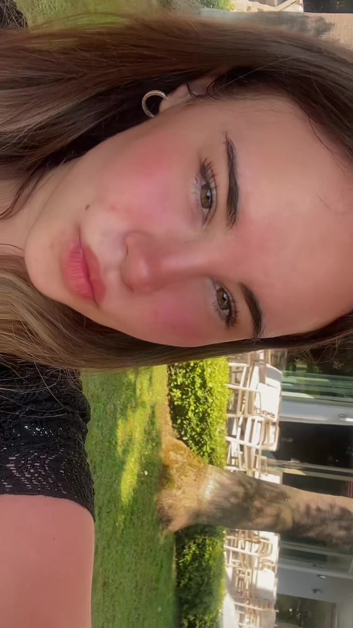 @_A.n.i.t.a_