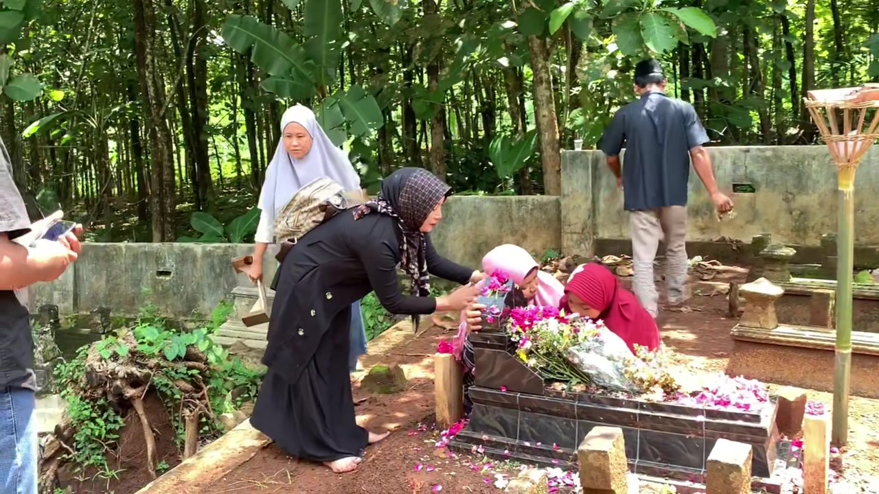 @Bunda Rini