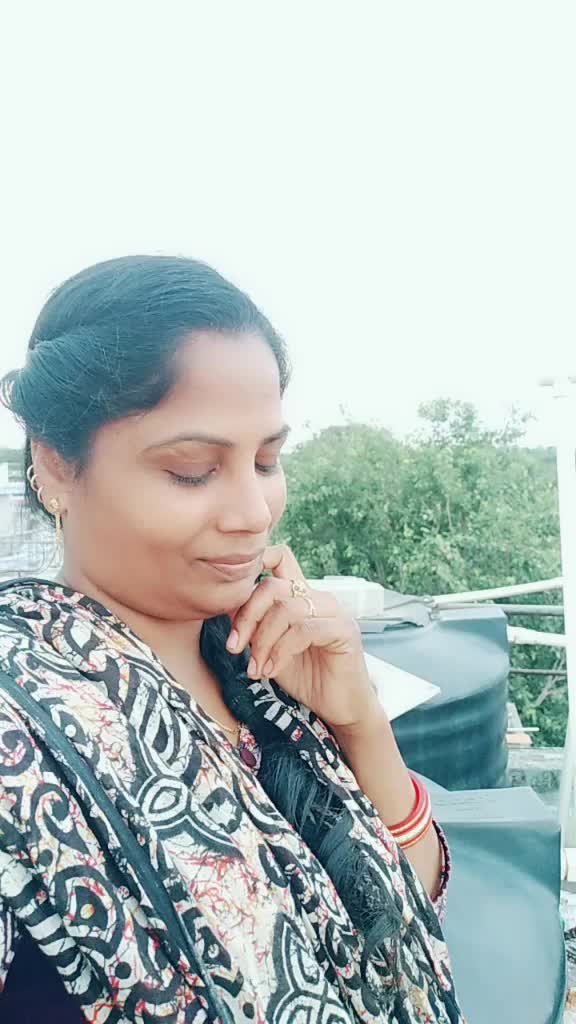 @vallishaheena