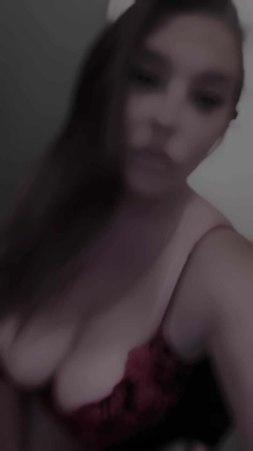 @LusciousLaurax