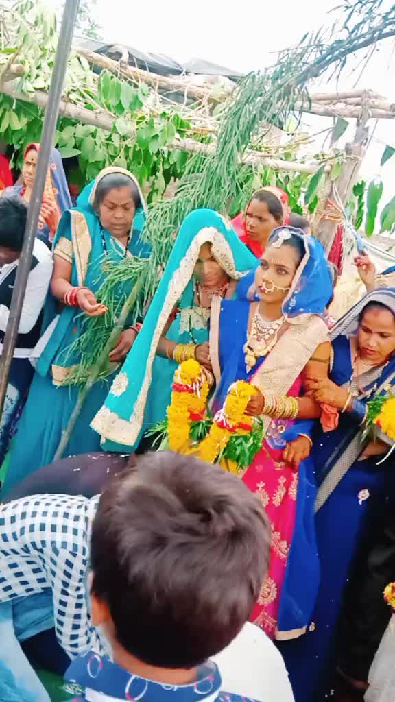 @Makhan Kushwah