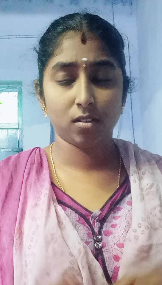 @பிரியா தனேஷ் 💛❤