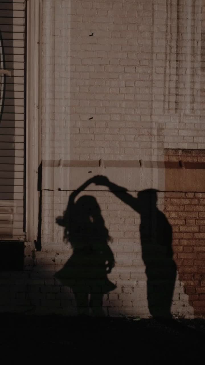 @__h0neymoon__