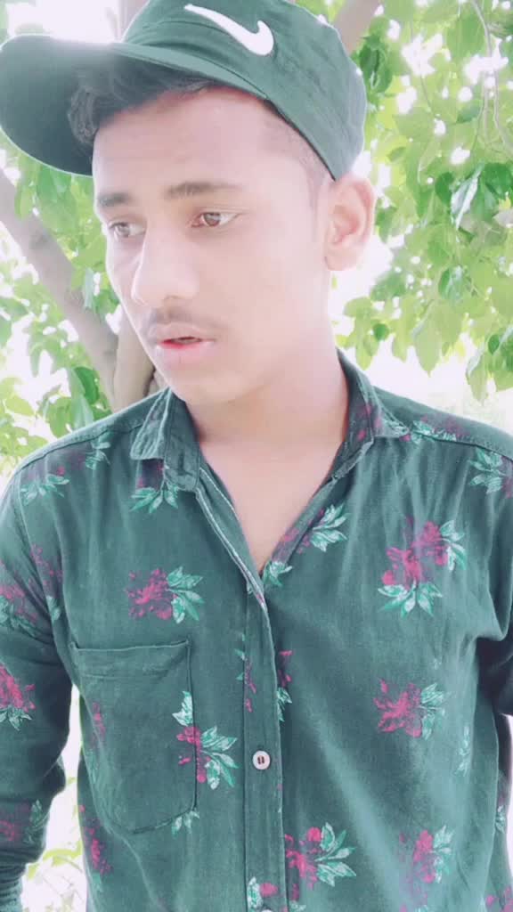 @cute boy moin
