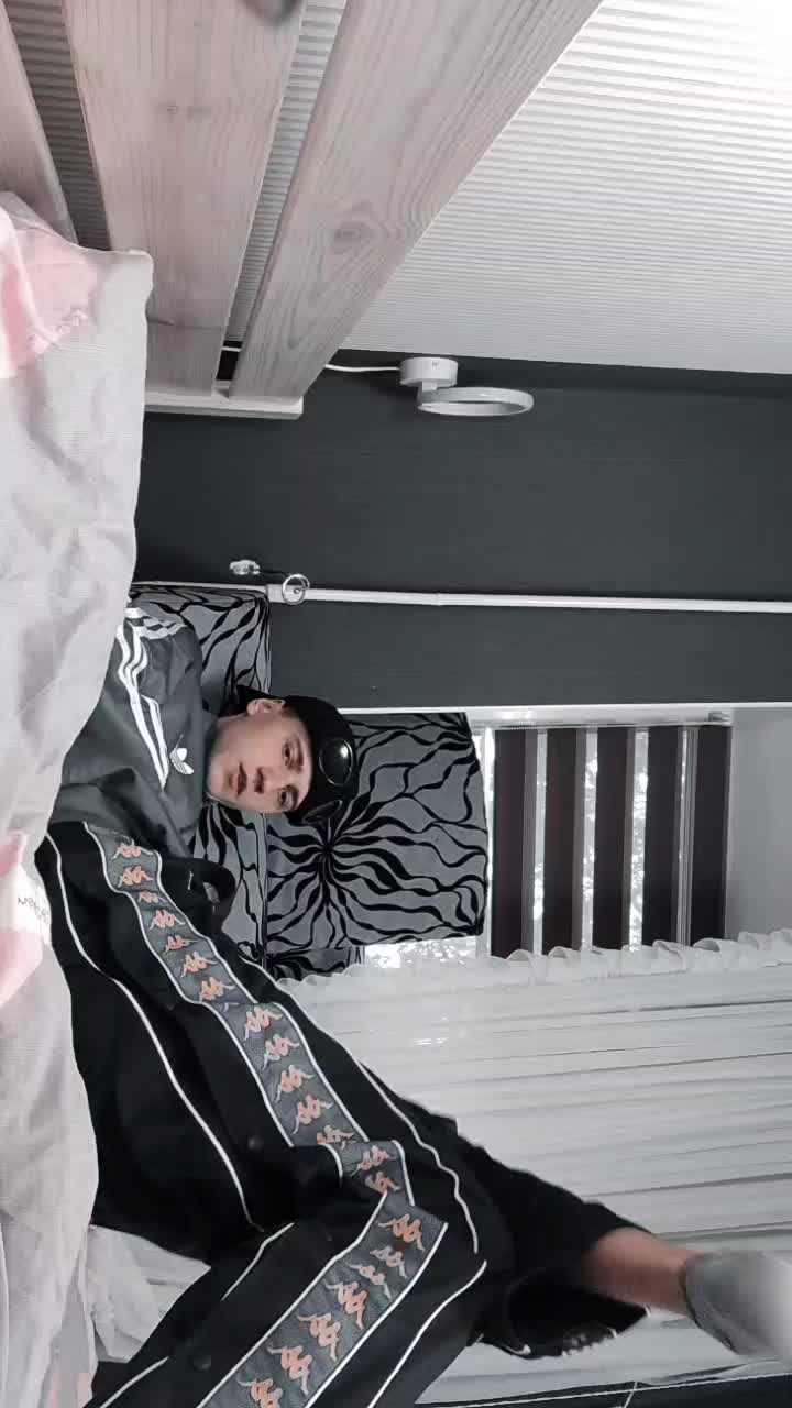 @anextiplisiu