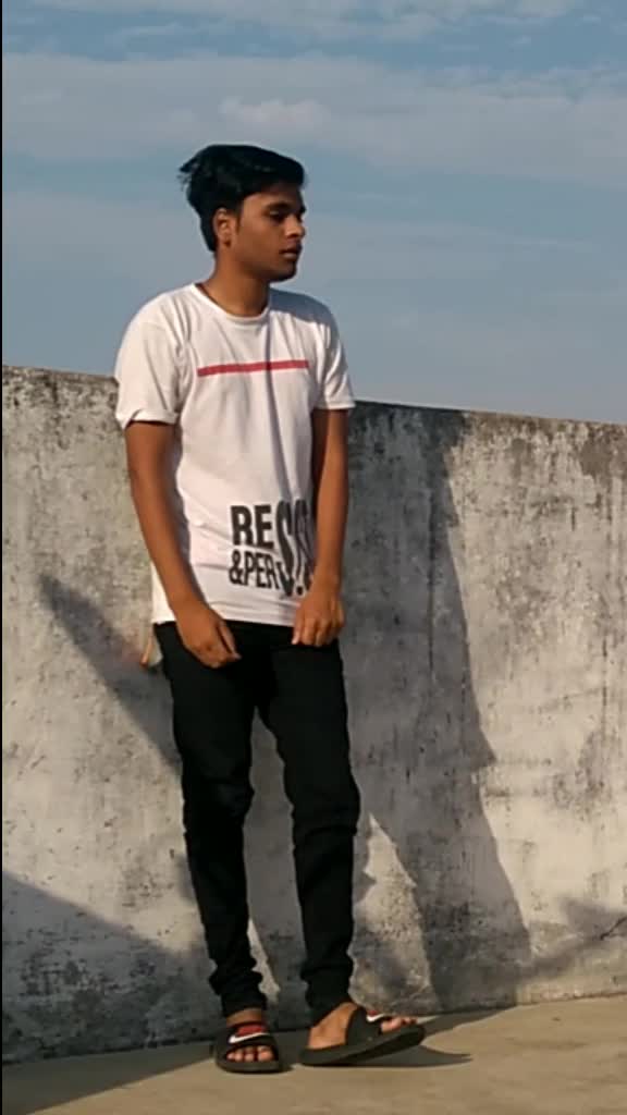@Lucky soni ✔️