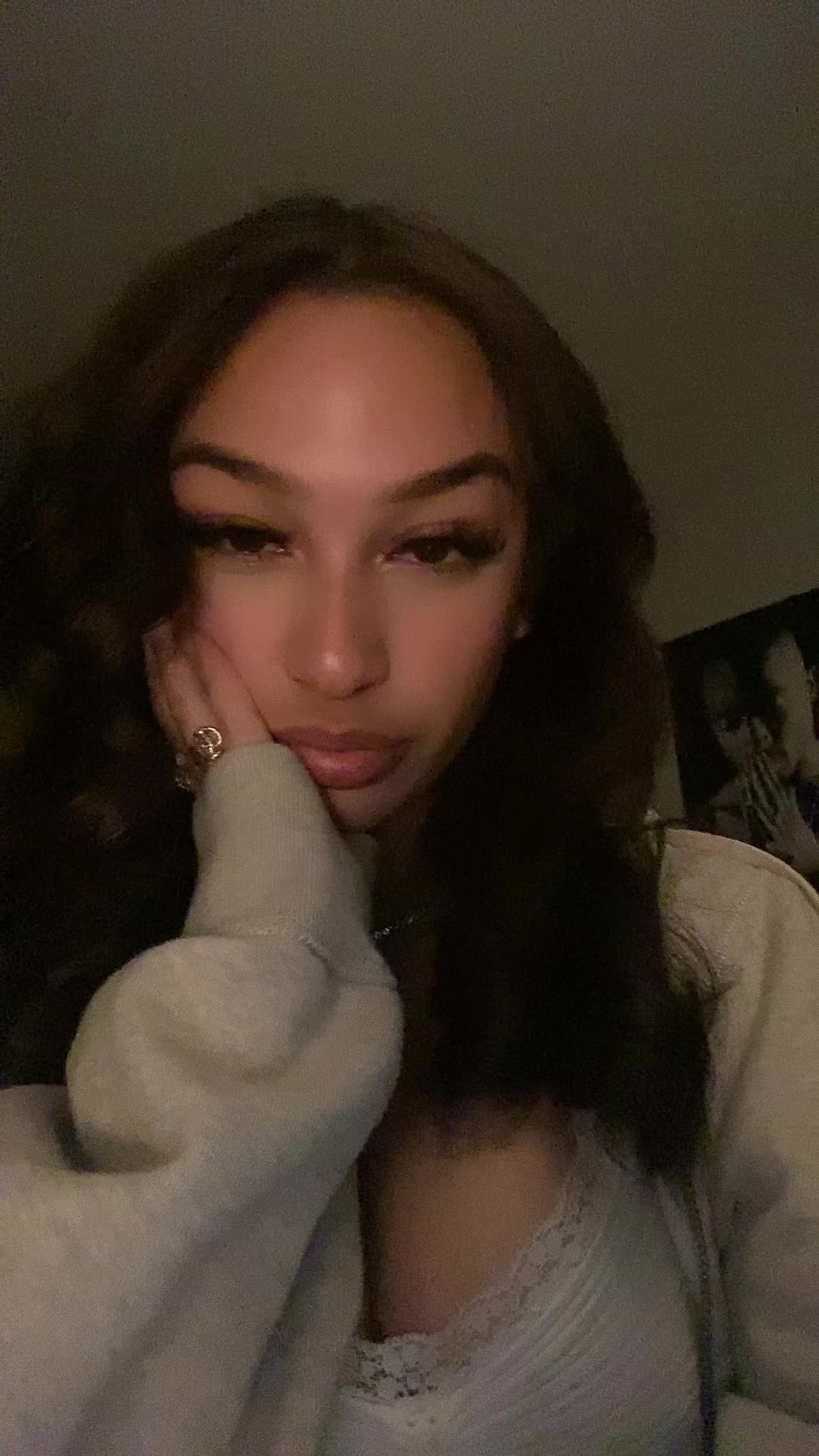 @g