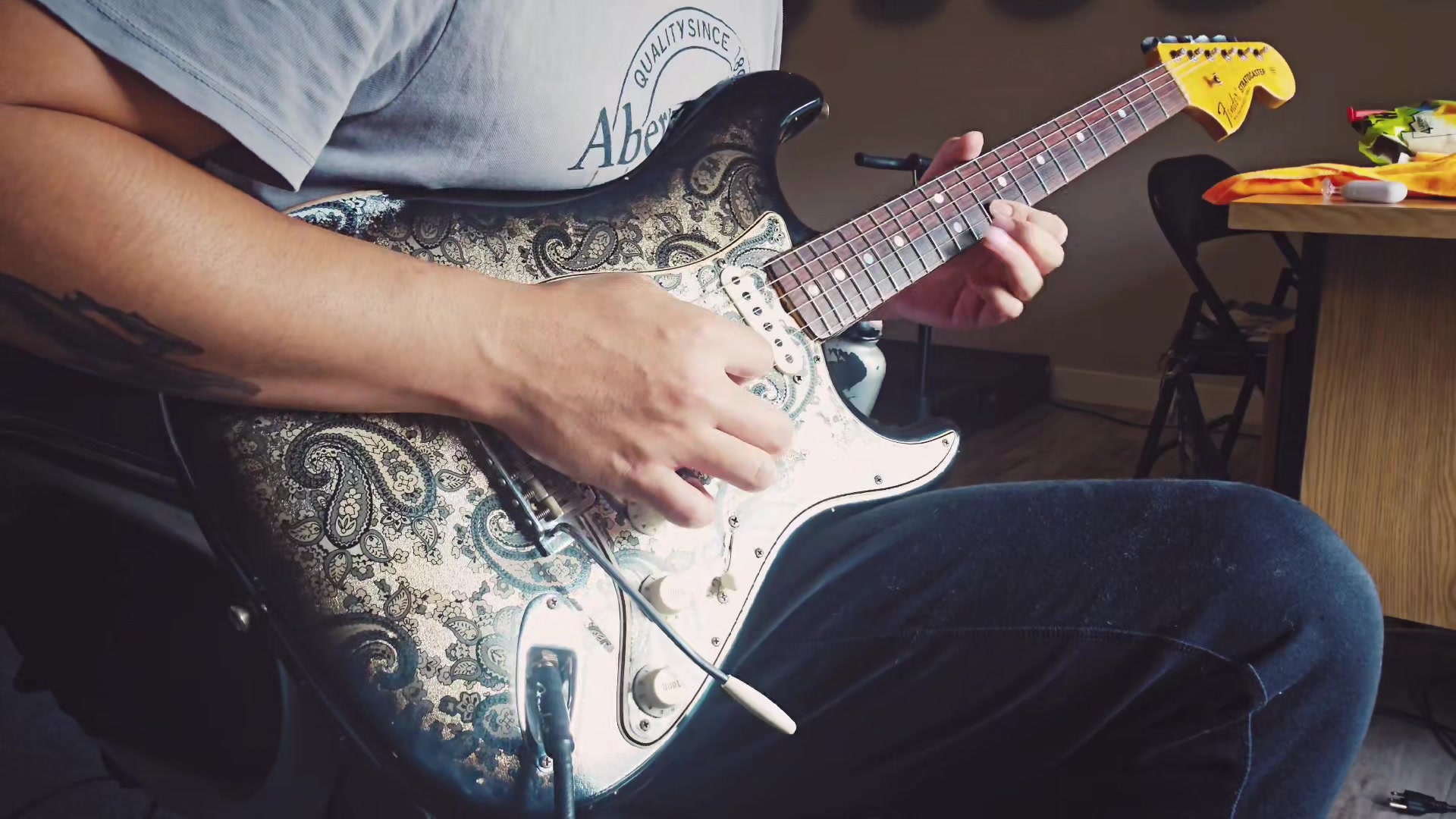 @LB Guitar