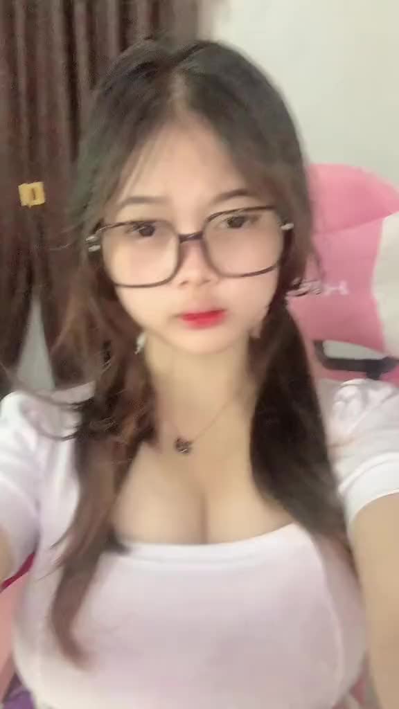 @Cellmeyy?!
