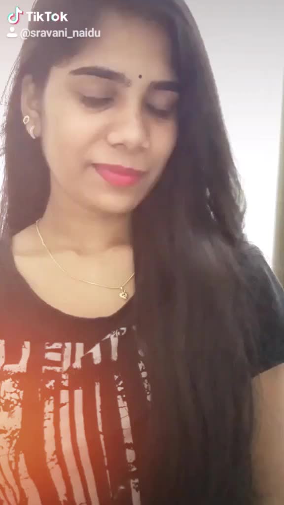 @sravani_devineni