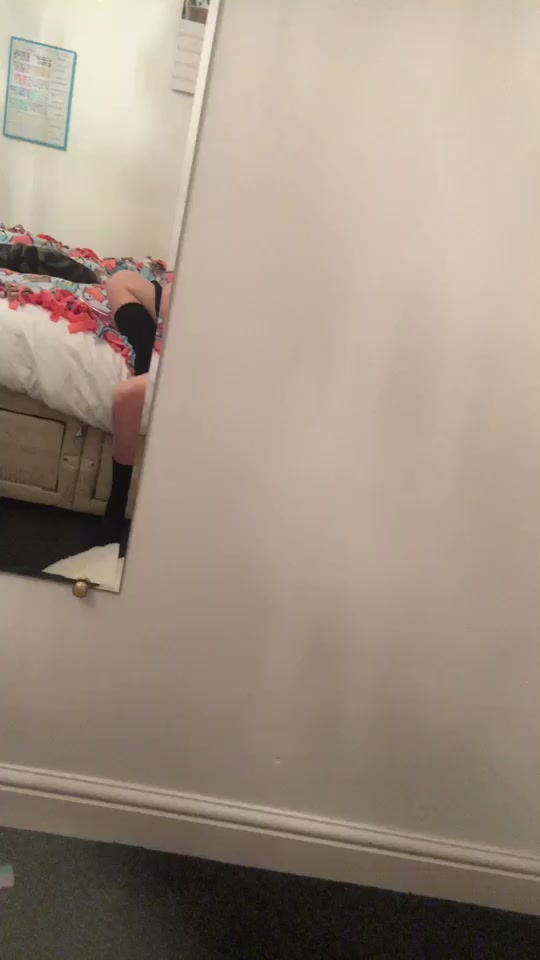 @Mia_mewo