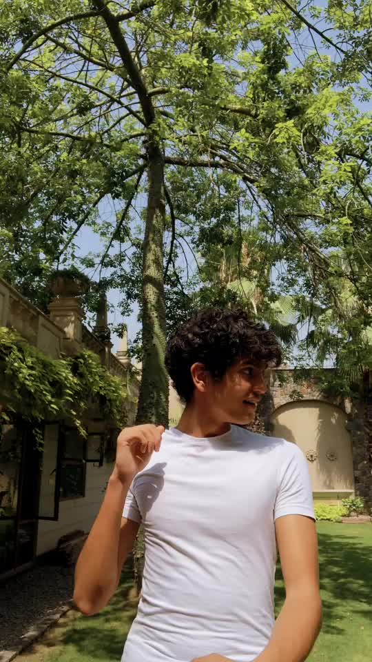 @Divyaiin Singh