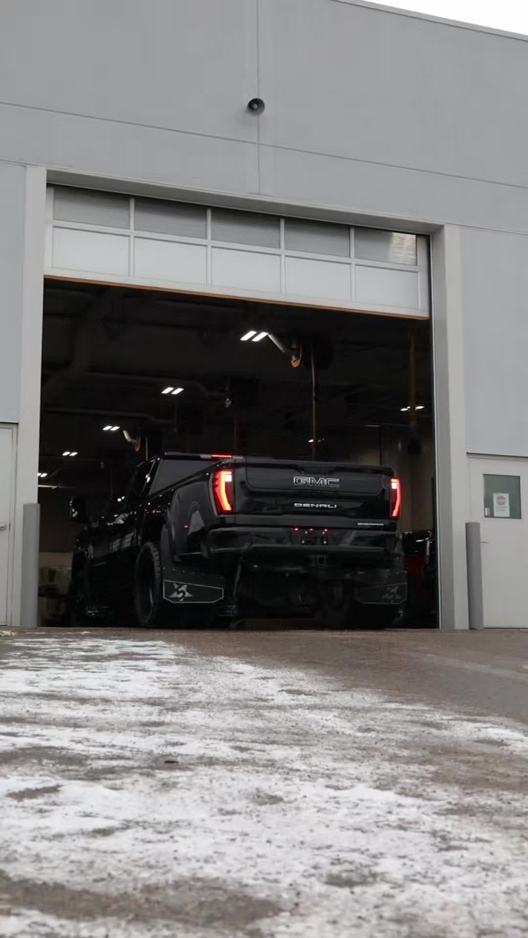 @Sherwood Customs