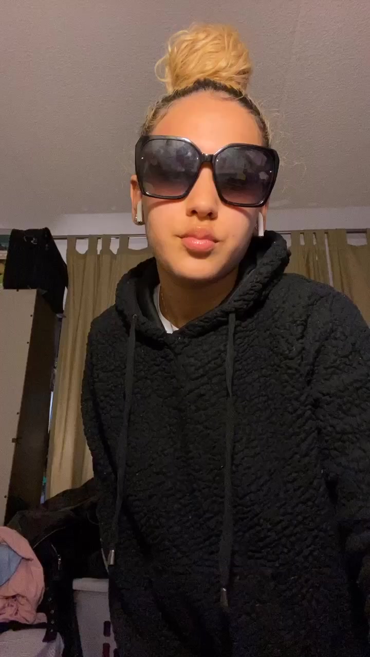 @_.angiexoxo