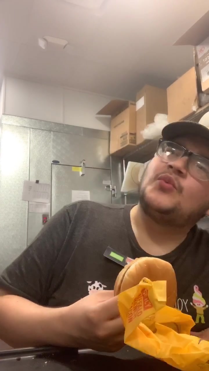 @JojoTheClown