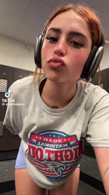 @angiiinalgona