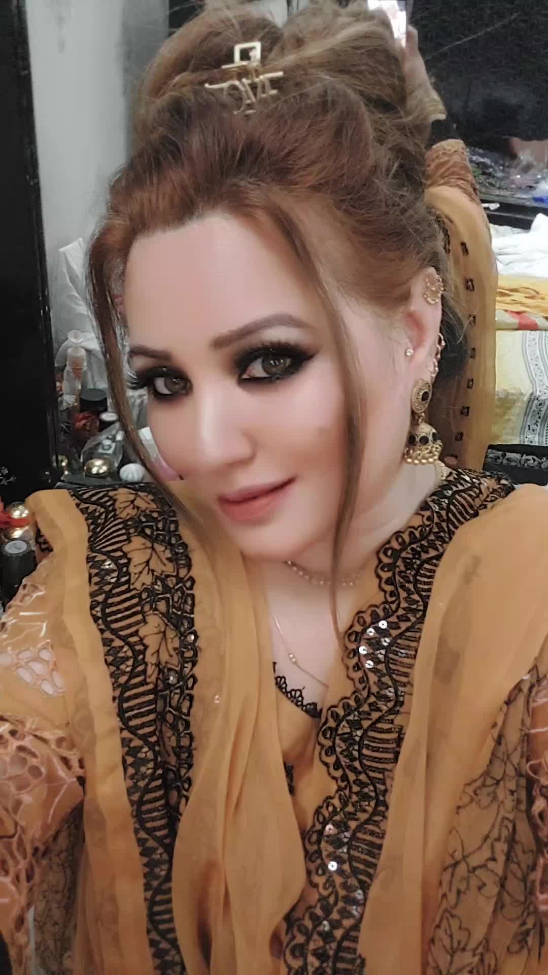 @aroojfaranarooj1122
