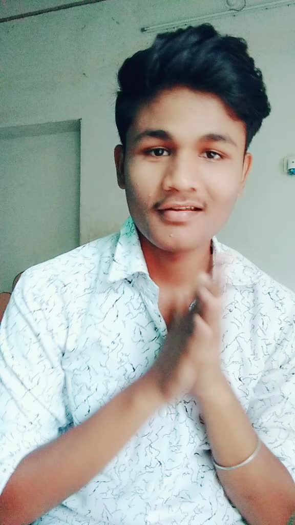 @👑Aditya Dhanorkar👑