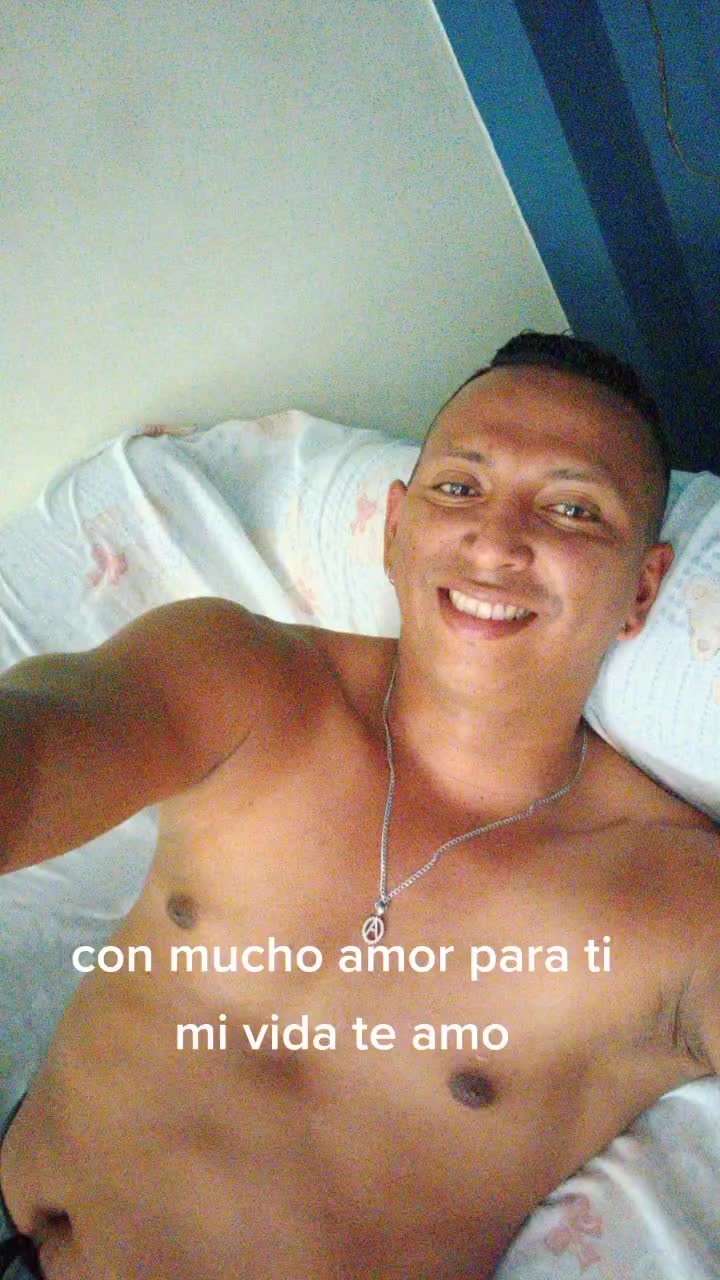 @Bombon Latino Bombon