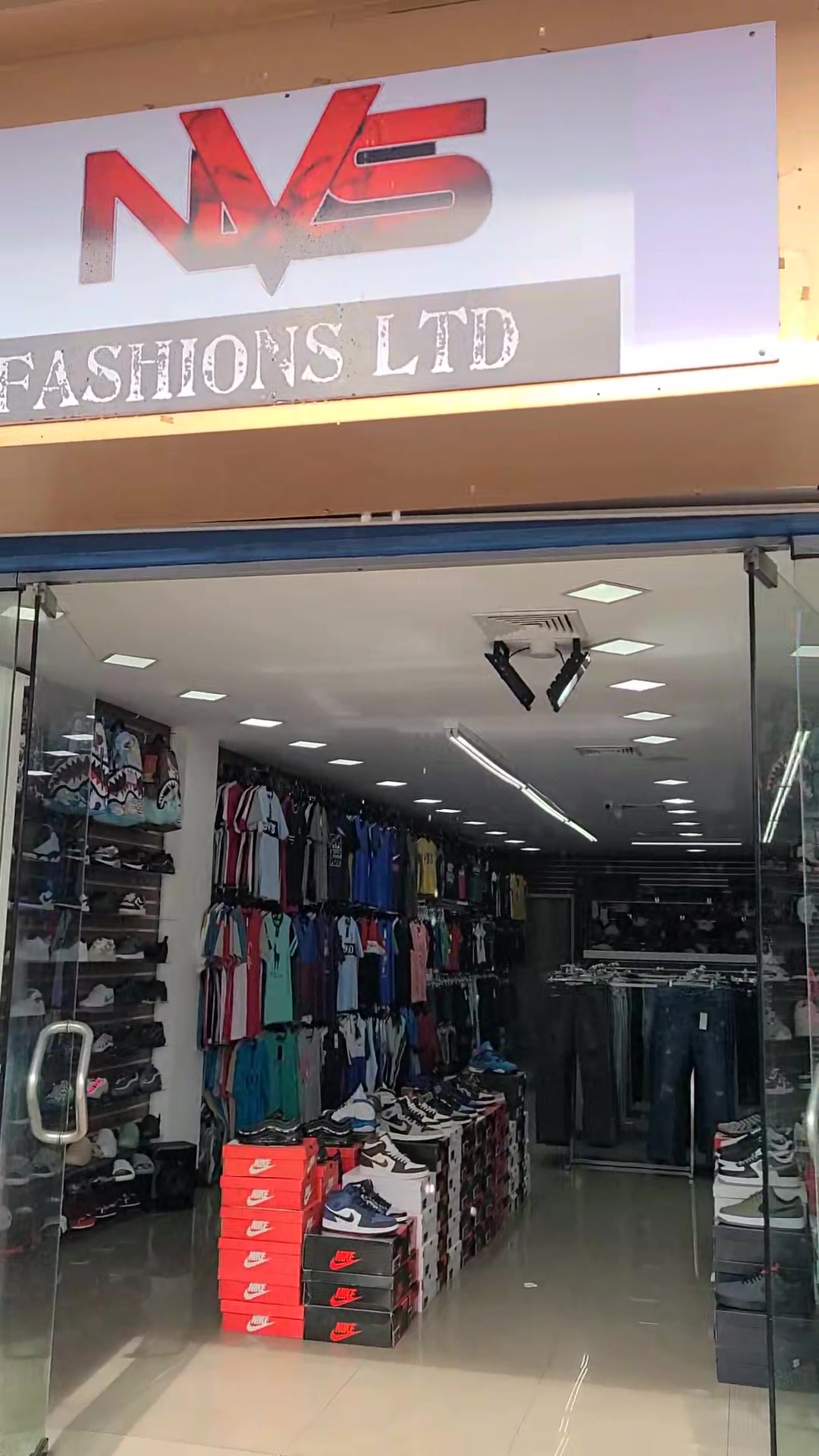 @NVS Fashions Arima