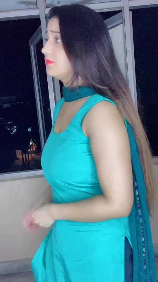 @HoneyKaur