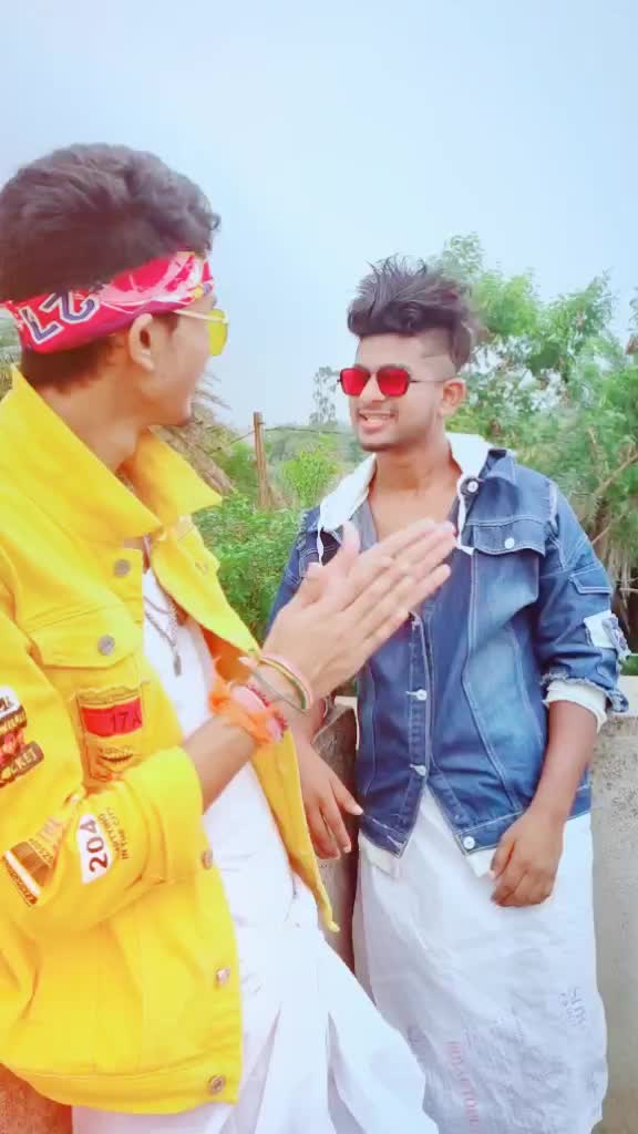 @Mr.Handsome😎😎😎😎