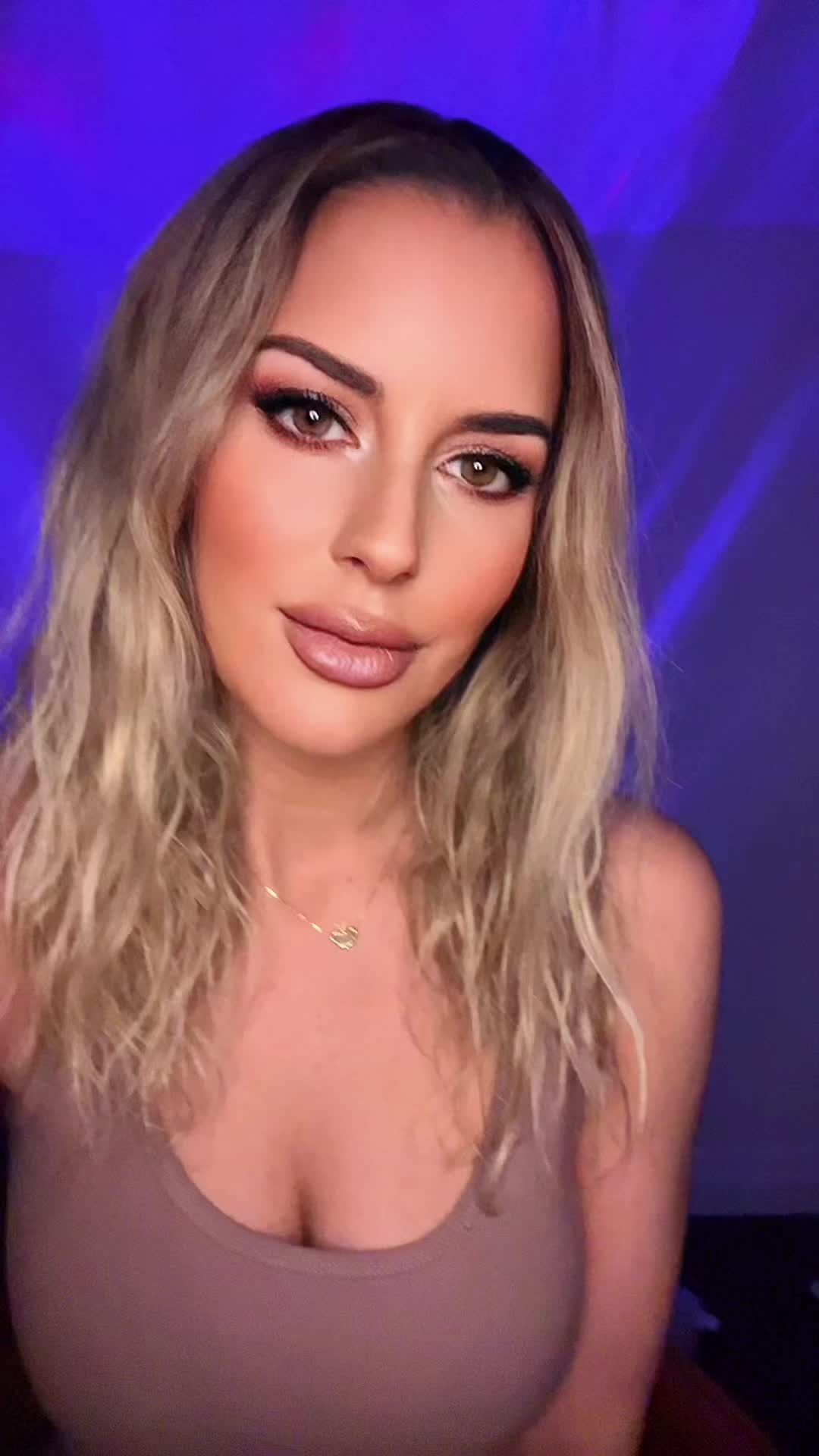 @alanna6ix