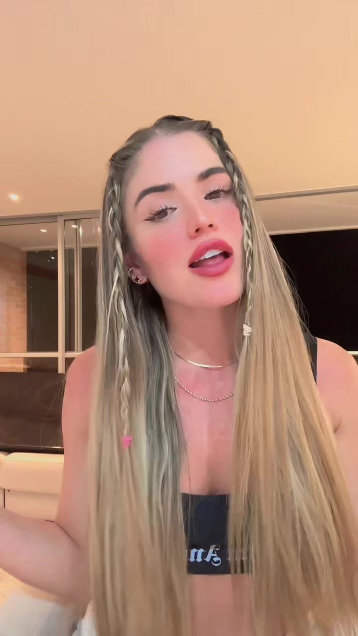 @Valeria Duque
