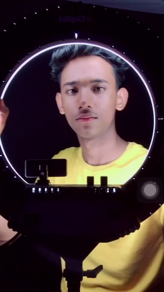 @Momi