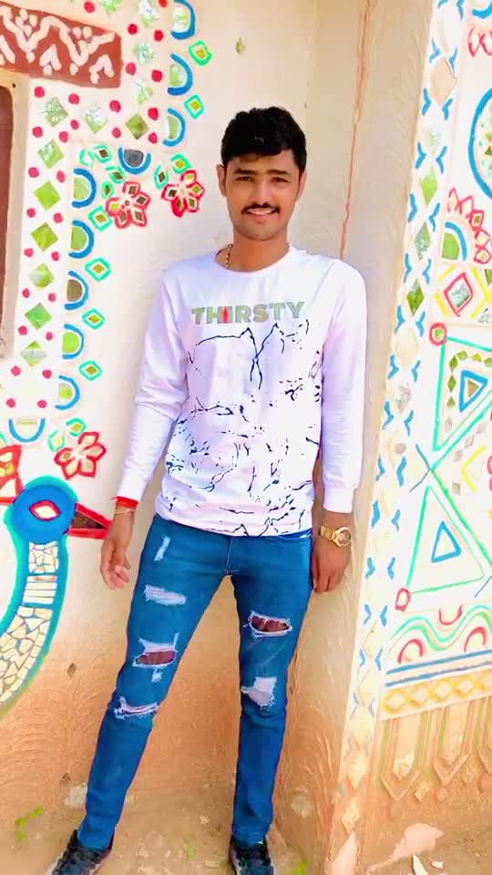 @user99100296160