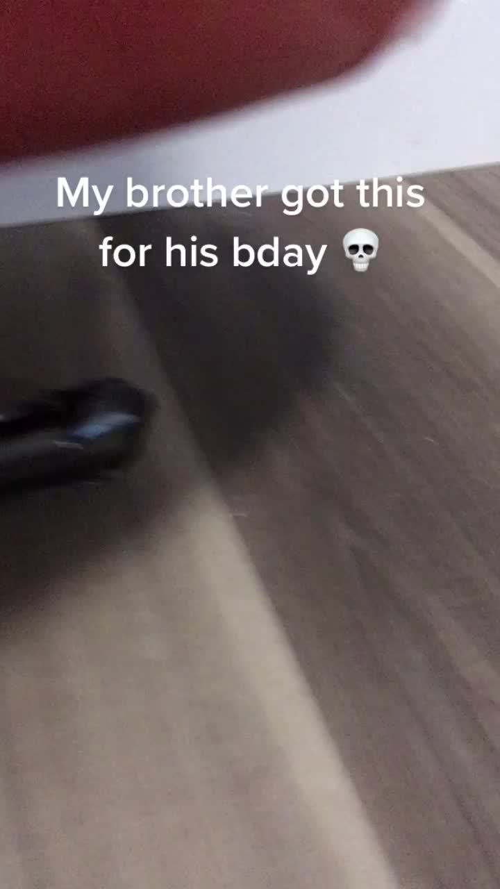 @:D
