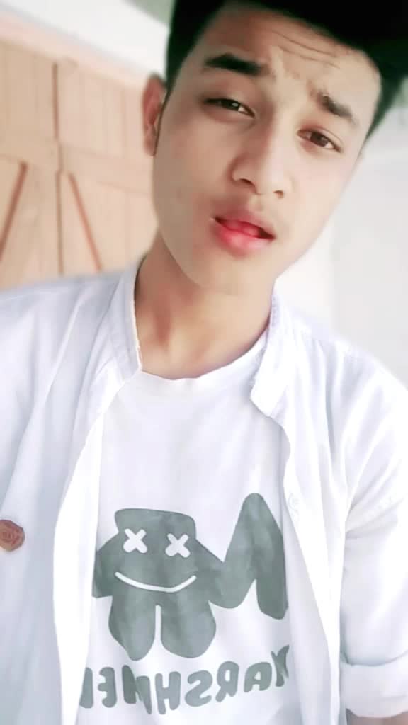 @Dhun😘