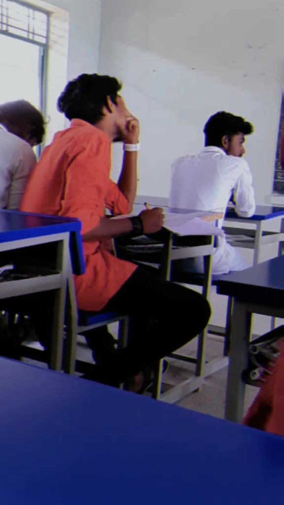 @call me kadhalpaiyan