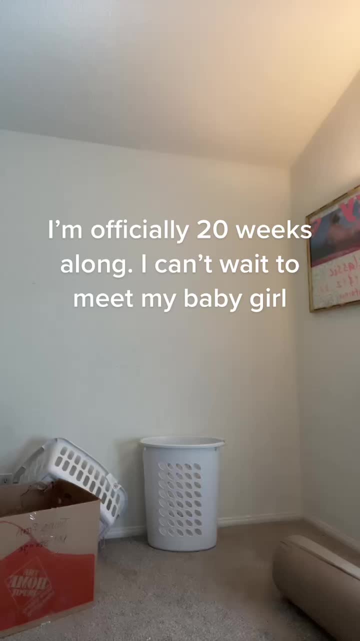 @LizzieG