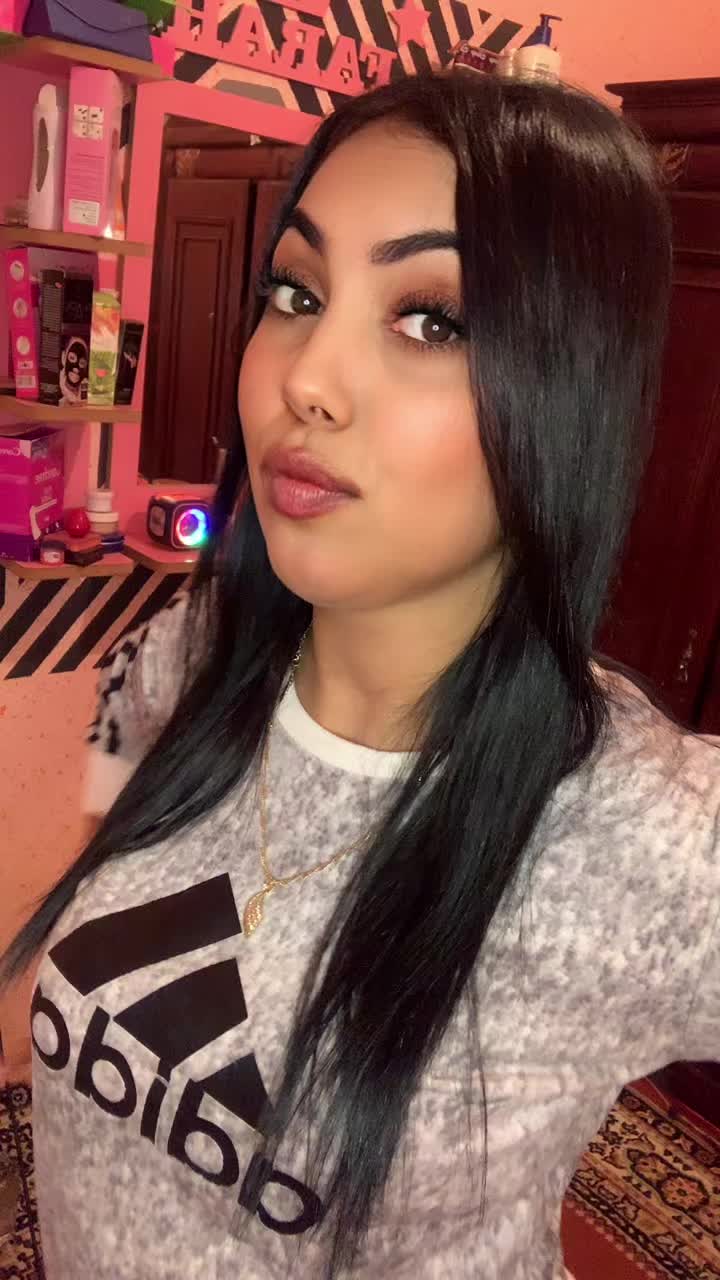 @👑Sara wapti👑