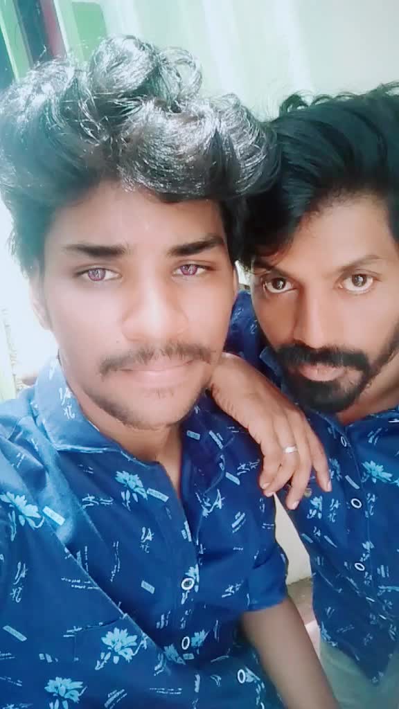 @LOVELY_VIGNESH143