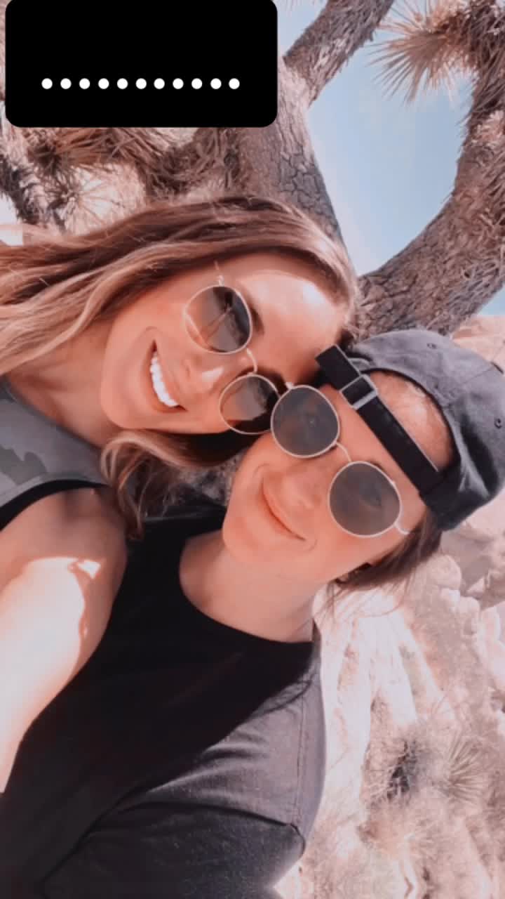 @Sarah and cindy🌈😍✨