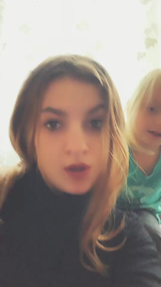 @No&eacute;mie Shayness