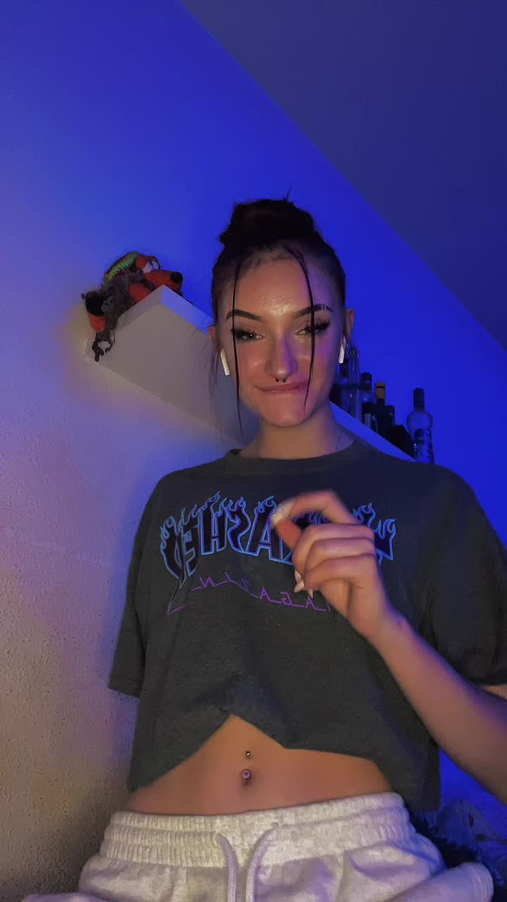 @jamie 👅
