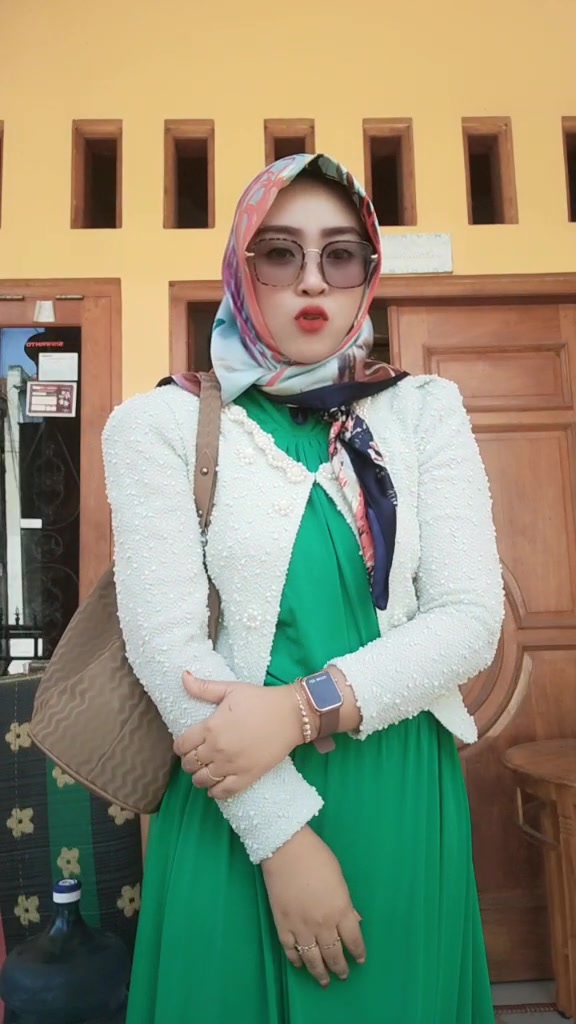 @Sofybintang