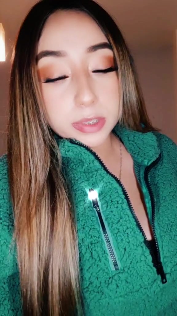 @Nena