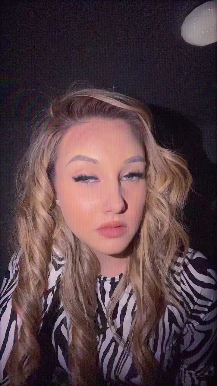 @Andrada👸🏼