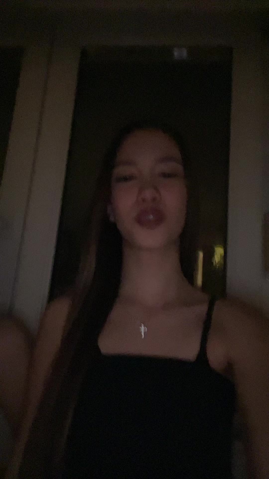 @👸🏼👸🏽