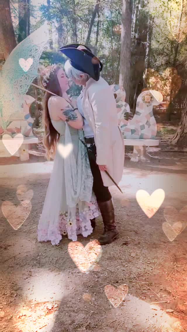 @GarviCosplay