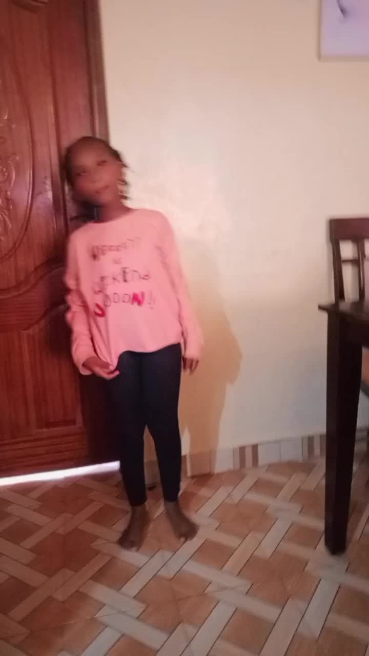 @Nkatha Maureen+12